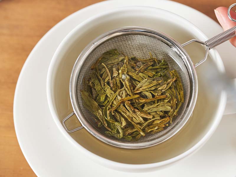 【コラム】Tea of the Month: Longjing Tea (Dragon Well)（龍井茶 – ロンジンチャ）